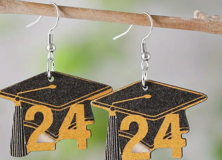 Earrings - Pierced - 2024 Grad Cap