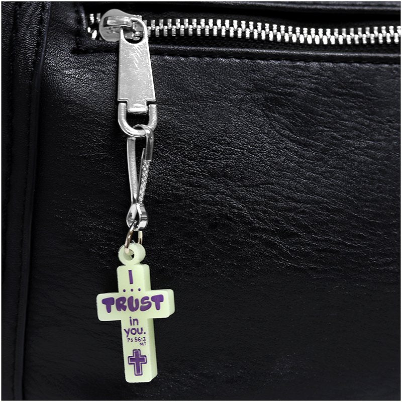 Zipper Pull - Glow in the Dark